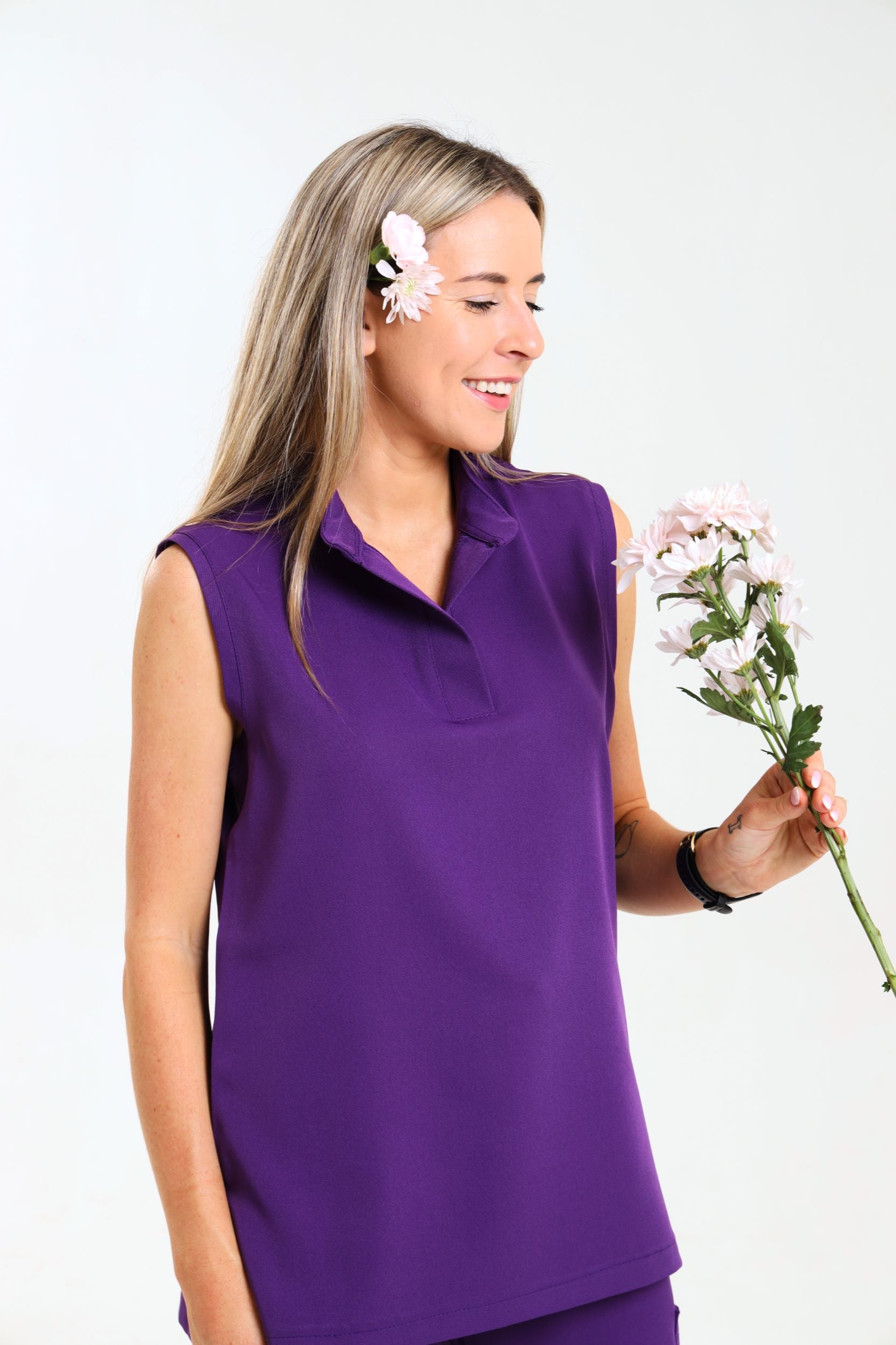 NEW LADIES MANDARIN SLEEVELESS TOP - Greens Medi Scrubs South Africa - Premium Medical Uniforms & Apparel - Delivery Across SA 